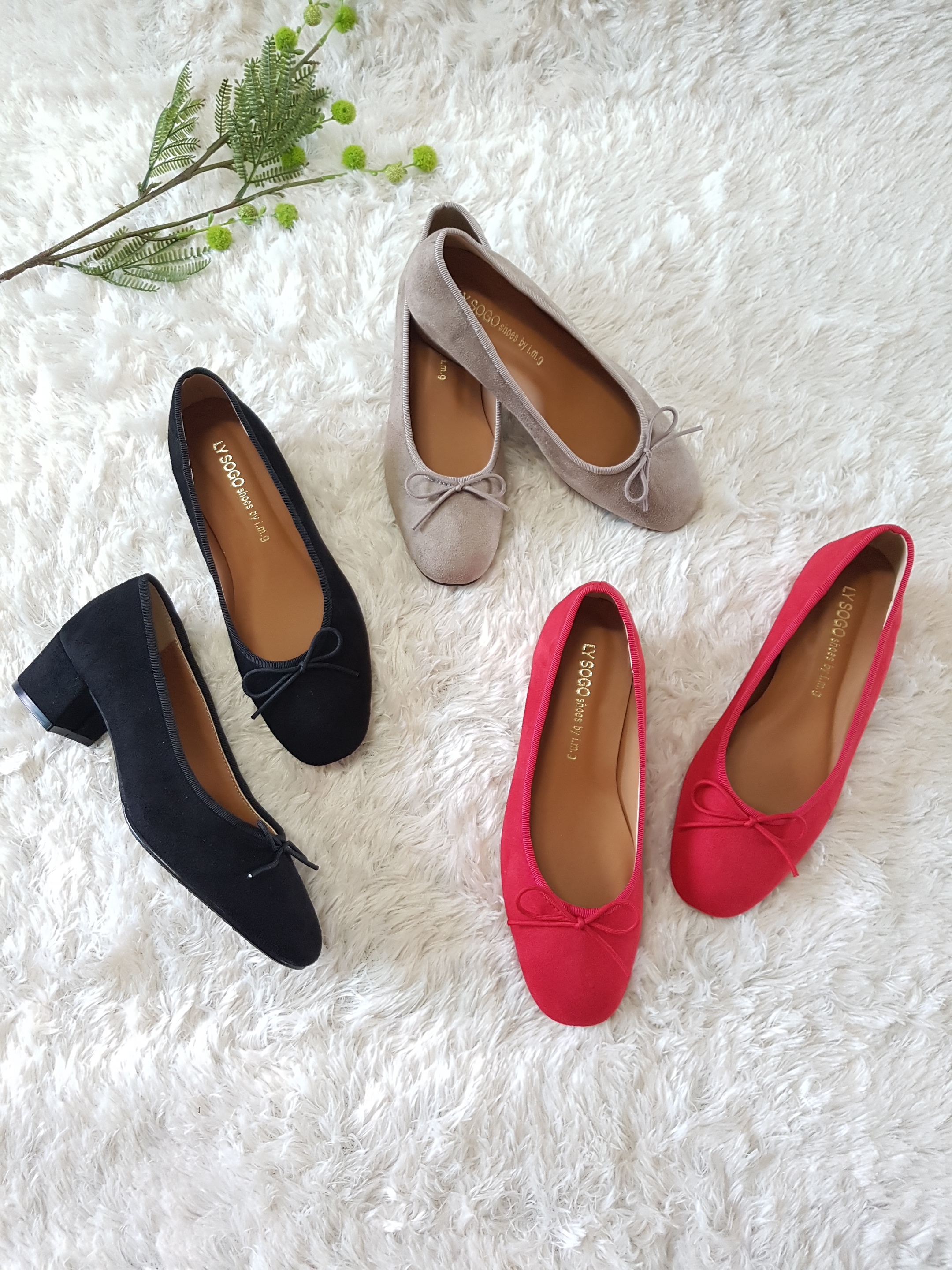 <b><p>Korean Mourning 3 cols suede ribbon flat</p></b><b><p>韓国語 無排 3色 スエード リボン フラット シューズ 1cm 女性 靴 ローファー</p></b><br /><br /><p align='center'>