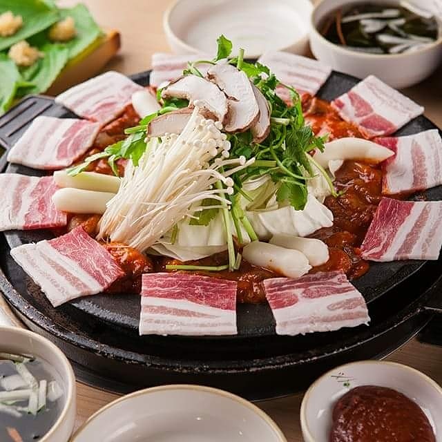 쭈꾸미 일당백 초 매운 쭈꾸미볶음 900그램 5팩 82 500원