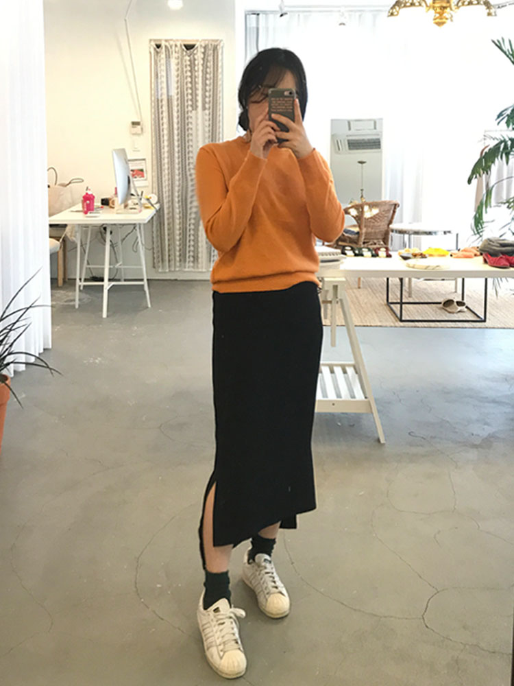 Women Short Pants A slim line A-line leather short