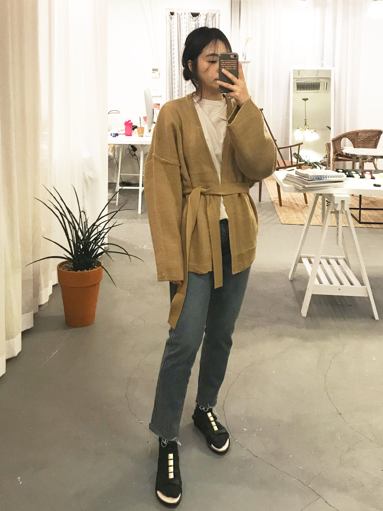 Women Short Pants A slim line A-line leather short