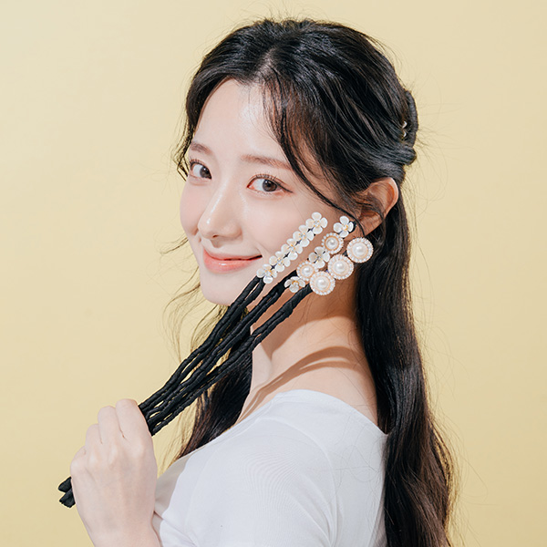 수앤수 아모르플라워 올림머리 똥머리 당고밴드 21H118