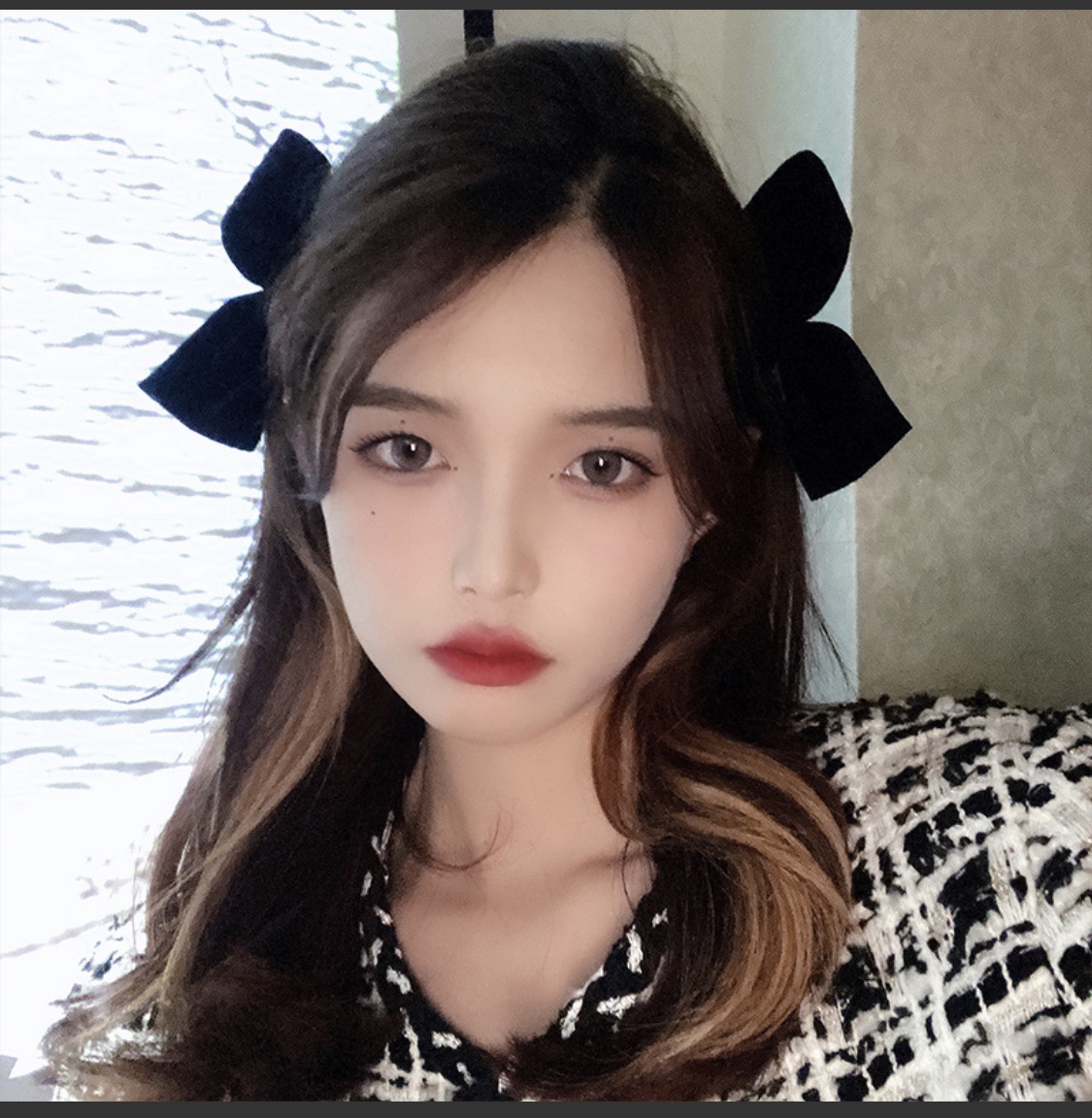 뽀다벨 한쌍 벨벳 리본타이 헤어핀