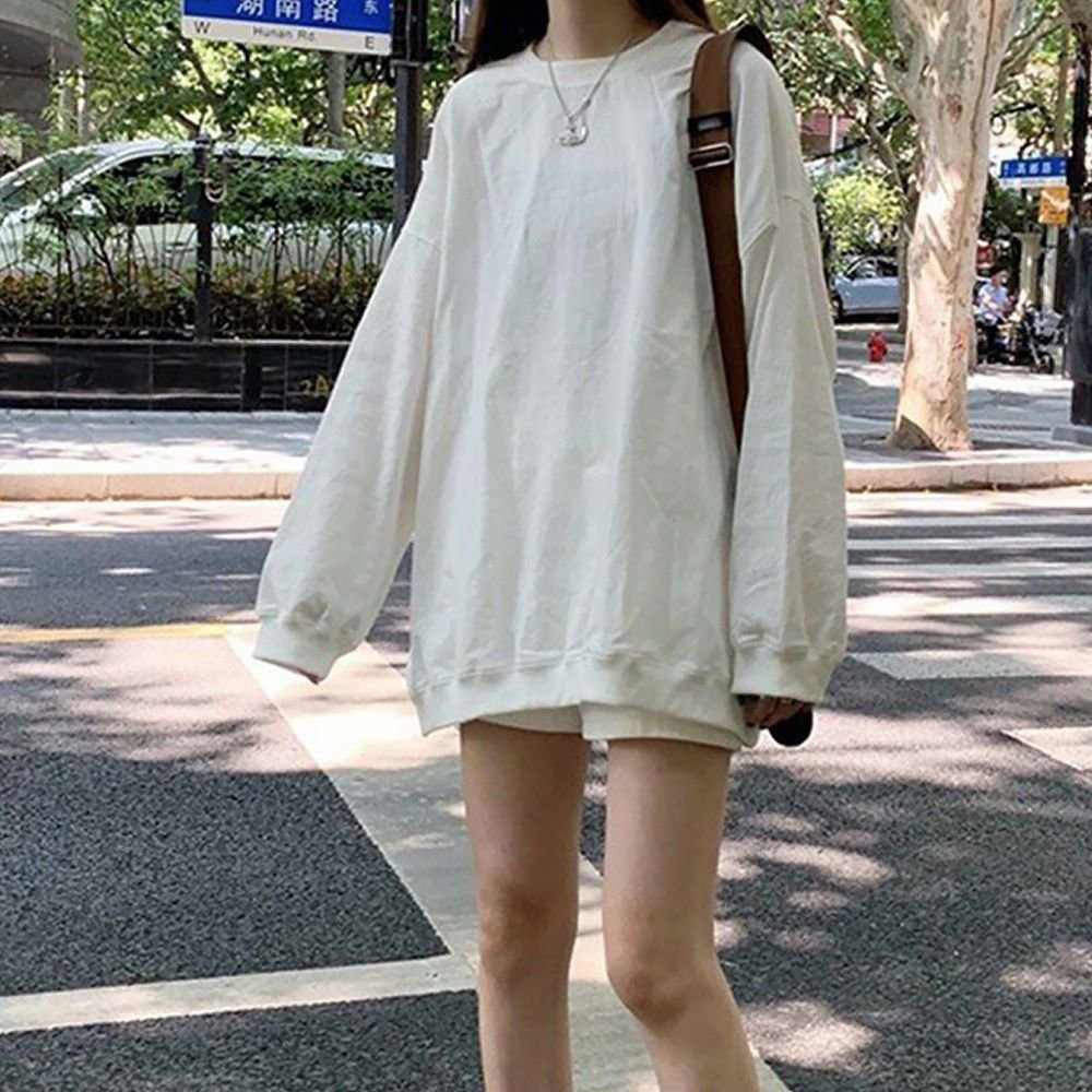 베이직 내추럴 오버핏 라운드넥 여자 캐주얼 맨투맨티