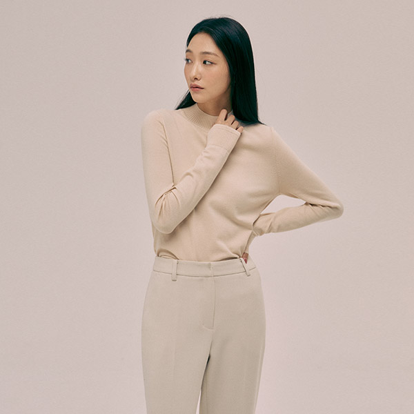 CLOVIS N배송 클라비스 소프트터치 반넥 조직 풀오버 CVKRC4T01M
