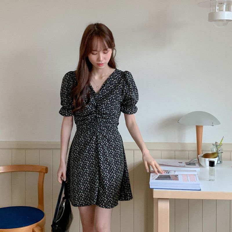 옷자락 옷자락 여자 여름 소개팅룩 프릴 플라워 스트랩 미니원피스