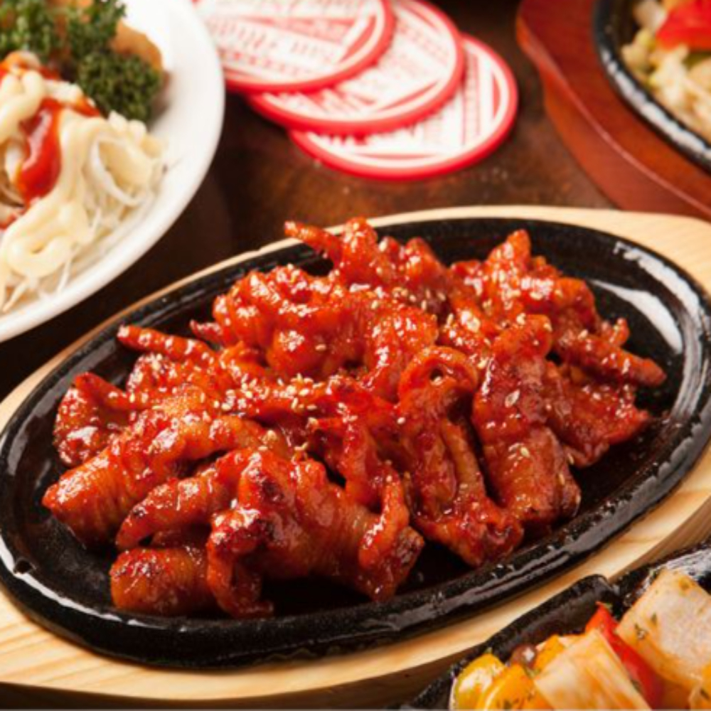 직화무뼈닭발 냉동 술안주 야식 숮불 밀키트 매운 양념 닭발