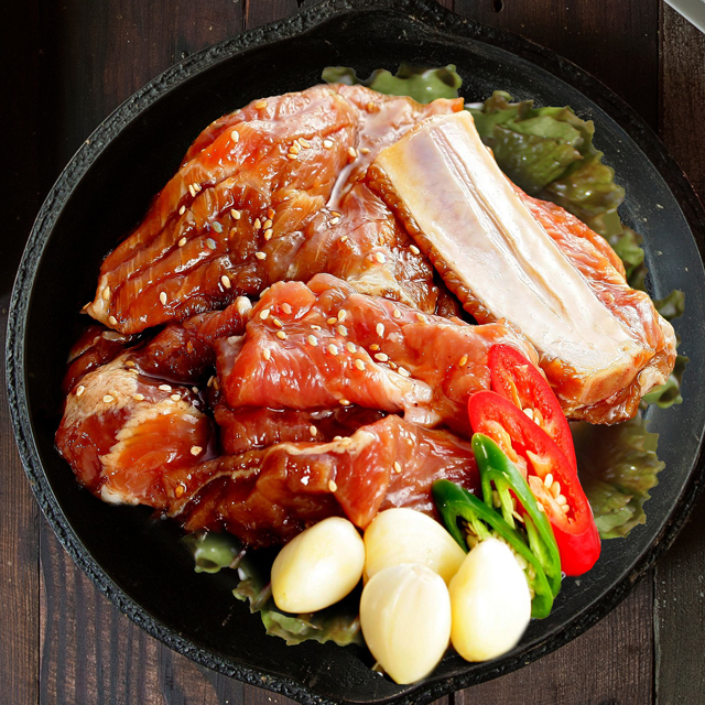 갈비아저씨 국내산 돼지로 만든 수제 양념 돼지갈비 선물세트 900그램 3팩