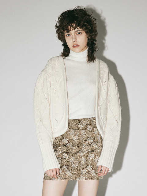 이엠엠 Basic Knit Turtleneck