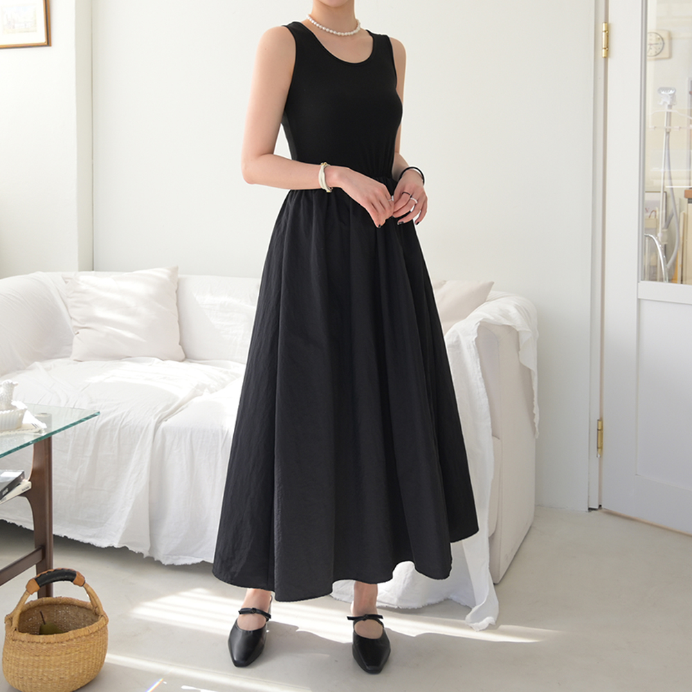 데일리앤 데일리앤 모아르 민소매 이너 레이어드 플레어 롱 바스락 원피스 봄 여름 가을