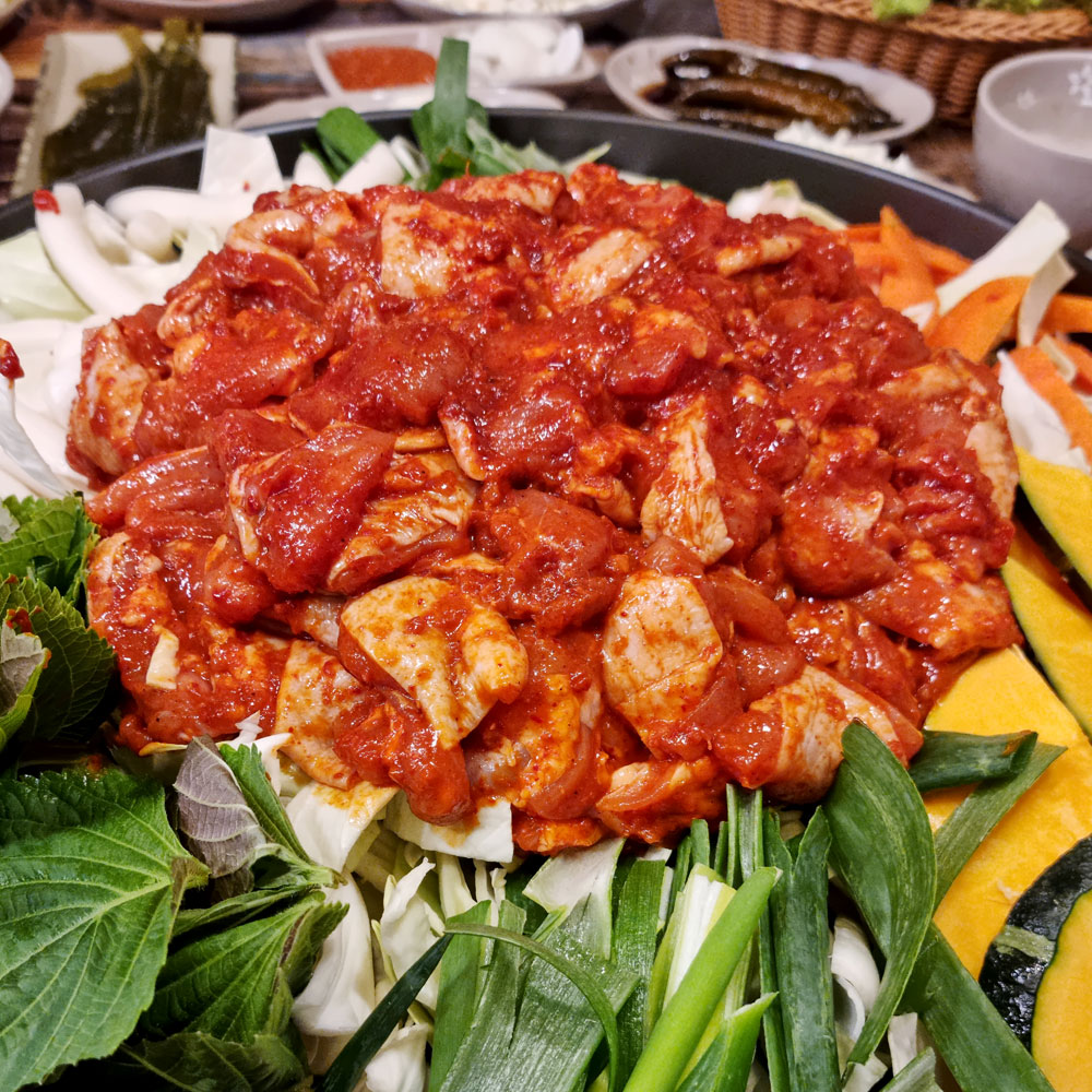 남이섬꼬꼬 양념철판닭갈비 19년 전통 맛집 1 2kg 1개