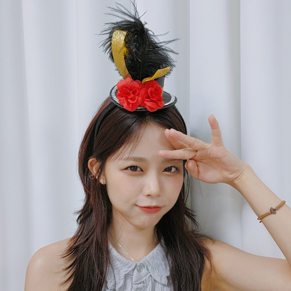 리빙듀오 생활일번지 귀공자 머리띠 인생네컷 소품 생일 파티 셀프스튜디오 브라이덜샤워 146