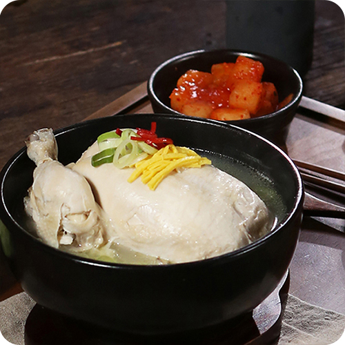 한국민속촌 유황먹여 키운 복 삼계탕