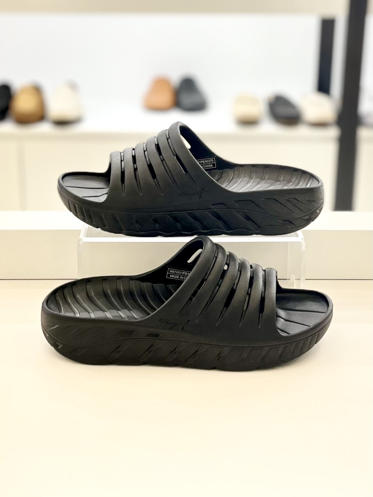 와이컨셉 와이컨셉 윙스풋 경량 키높이 쿠션 슬리퍼 CROW - W670001