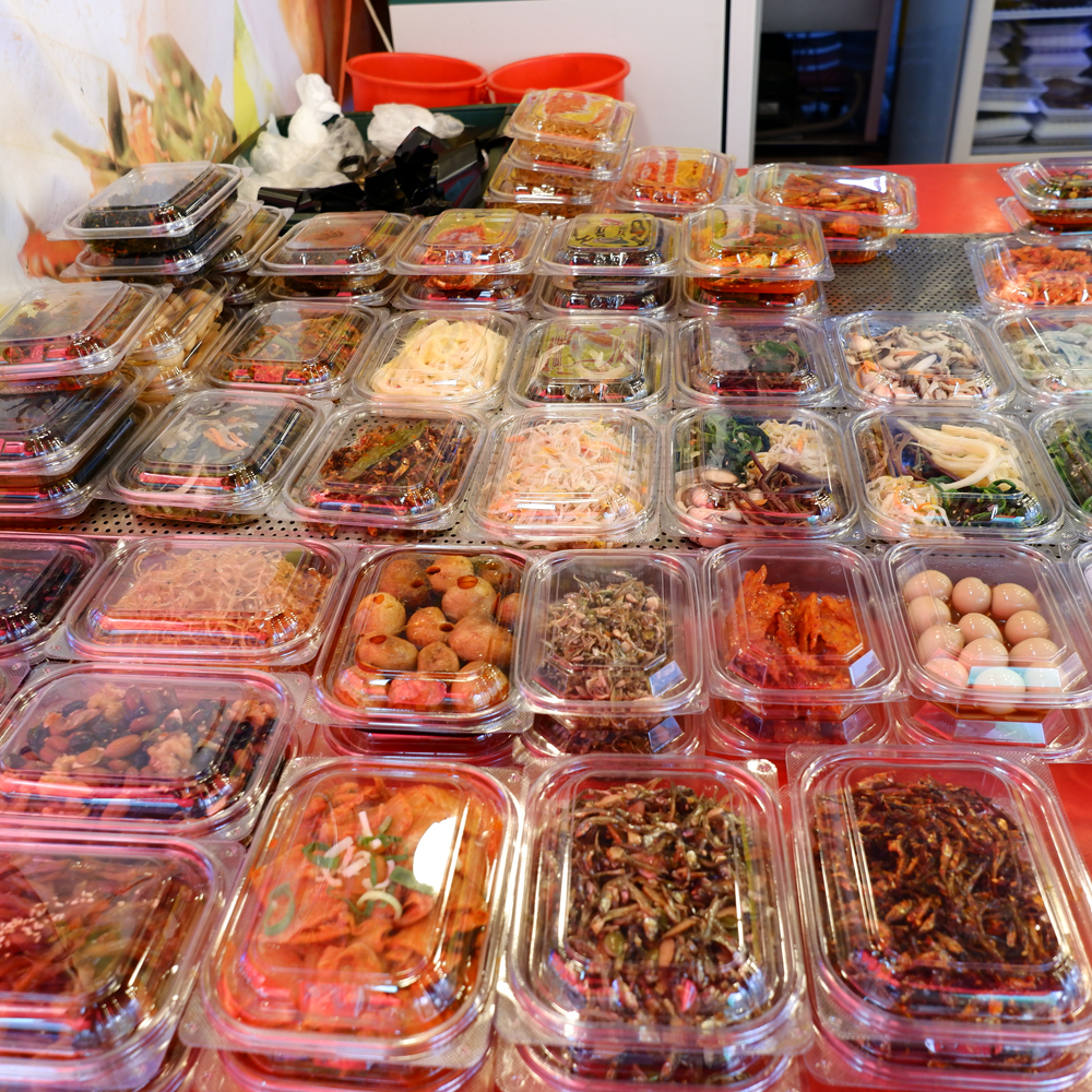 수원시 배달 톡 쏘는 맛에 매니아만 찾는 홍어무침 340g 대 정자 장수식품