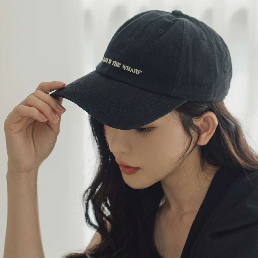 루킹포유 루킹포유 온더모먼트 레터링 코튼 로고 볼캡 C1