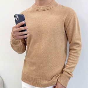 라운드넥 남자 니트 티셔츠 가을 데일리 데이트 코디