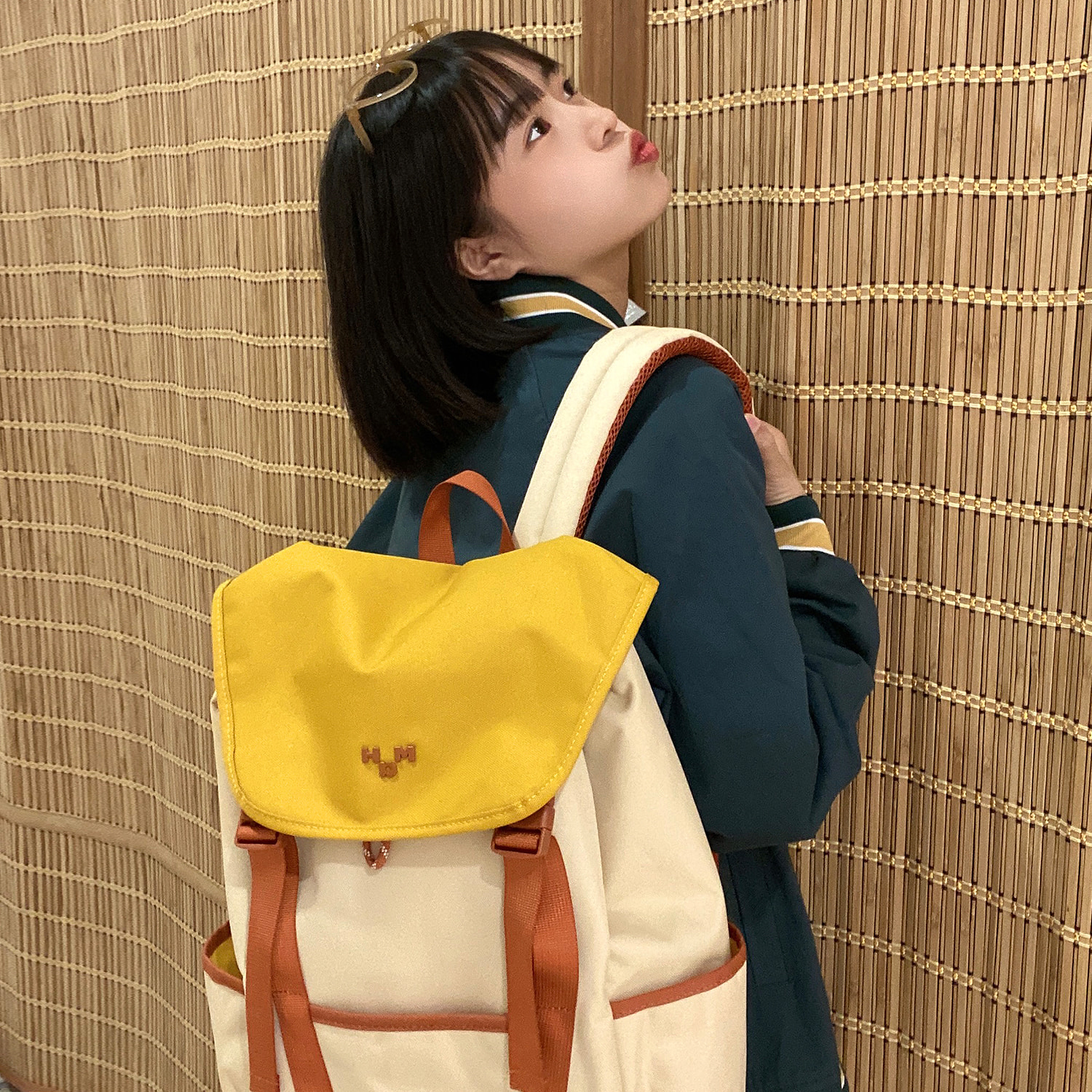 마흐 영투어 백팩 30L 옐로우크림