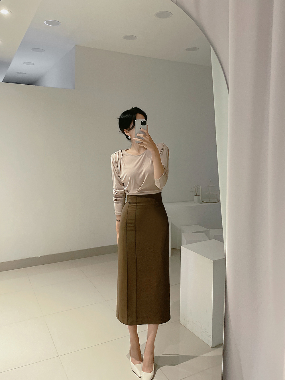 오브 세 시그니처 안느 라인 슬릿 롱 스커트