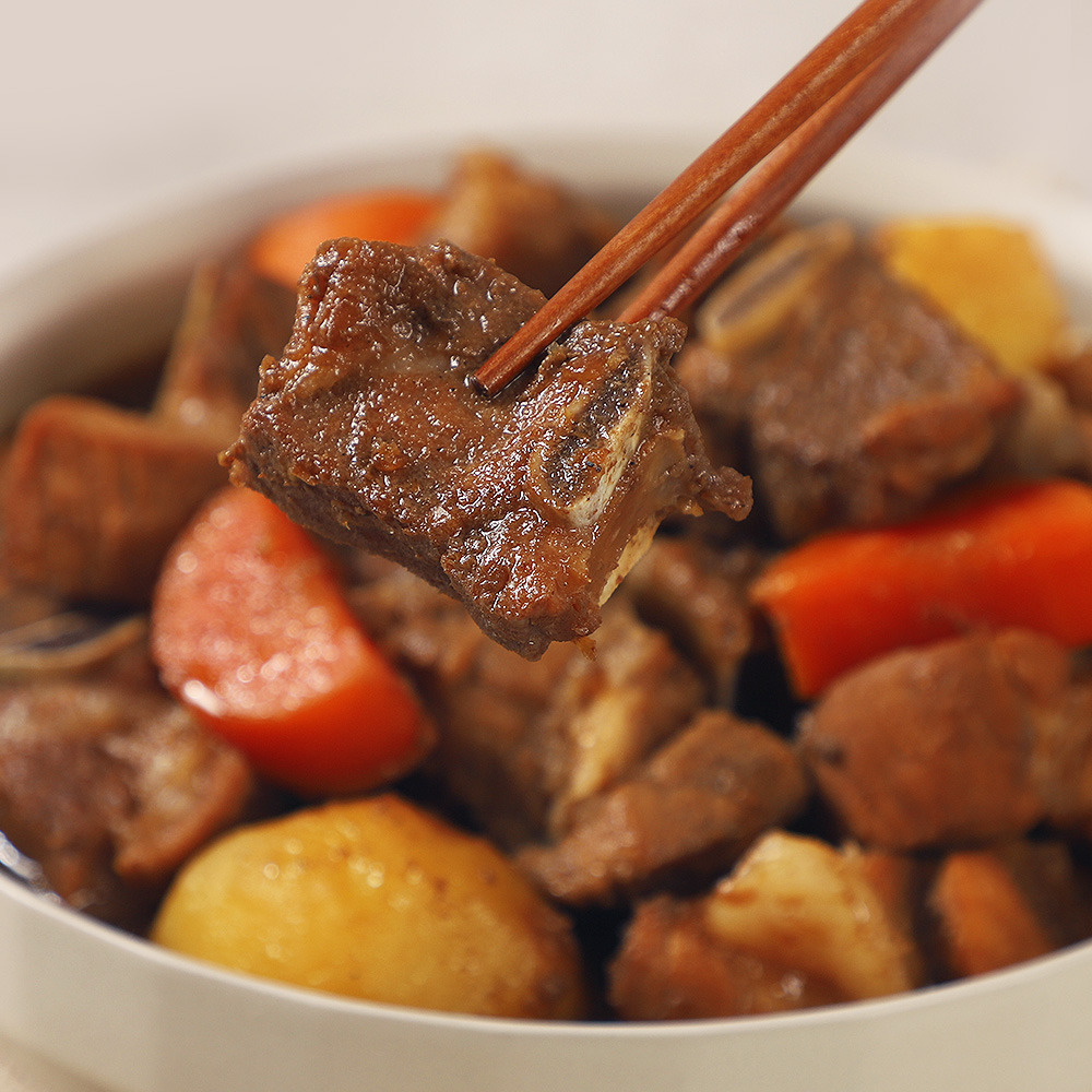 국내산 돼지로 만든 간장 돼지갈비찜 1kg 2 3인분