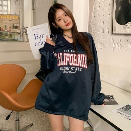 여성 호진 브이넥 오버핏 캘리 맨투맨