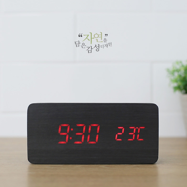 소리에 반응하는 원목디자인 LED시계 Simply SQUARE