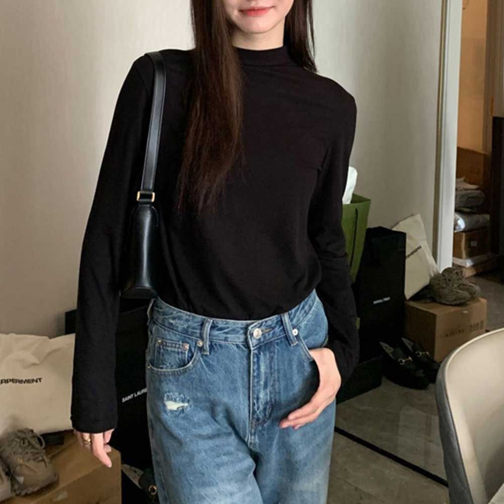 여자 청바지 코디 기본 반 폴라 하프넥 티셔츠