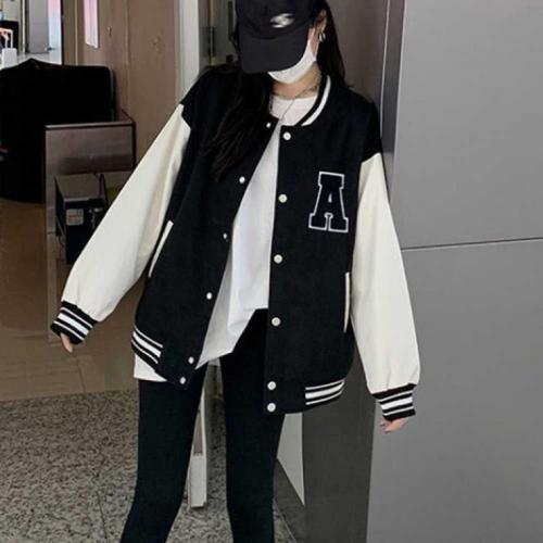 여자 간절기 데이트 룩 바시티 외출 야구 점퍼 코디