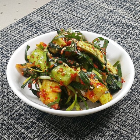 반찬천국 오이부추무침