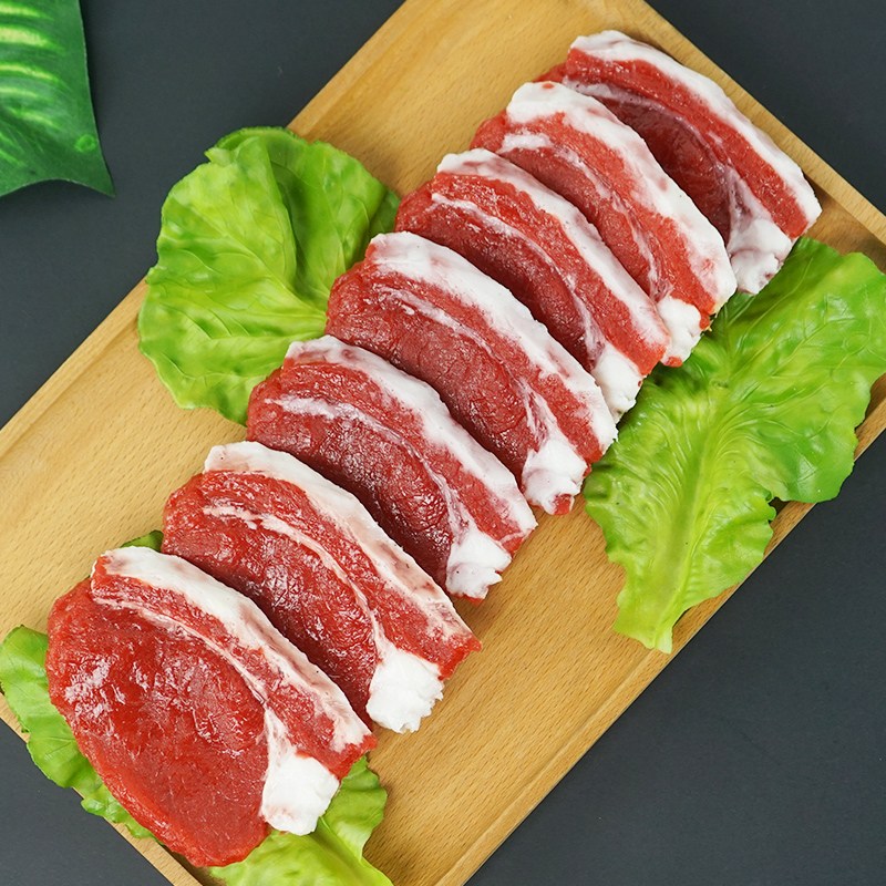 생고기 정육 리얼 음식 모형 카페 촬영 소품 장식 연두색 돼지고기 카르파치오