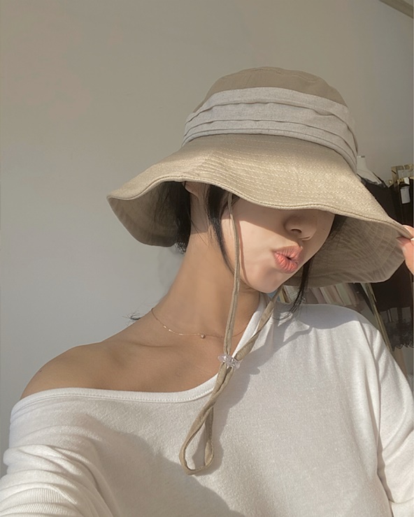 마지막 베이지1장 챙이 넓은 보넷 턱 끈 벙거지 버킷햇 모자