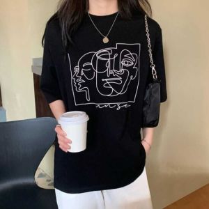 유니크 디자인 반팔 티셔츠 라운드넥 심플 데일리룩