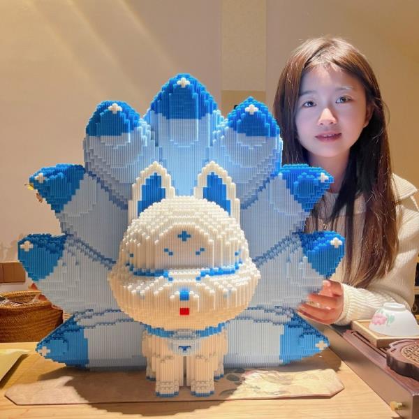 2024레고조립블럭 피규어 나인 테일 폭스 빌딩 놀이감 만화 캐릭터 작은 입자 모델 어른이 퍼즐
