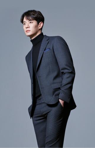맨잇슈트 맨잇슈트 그레이컬러 글렌체크패턴 슬림라인 추동정장 ZSHC10-912 685893