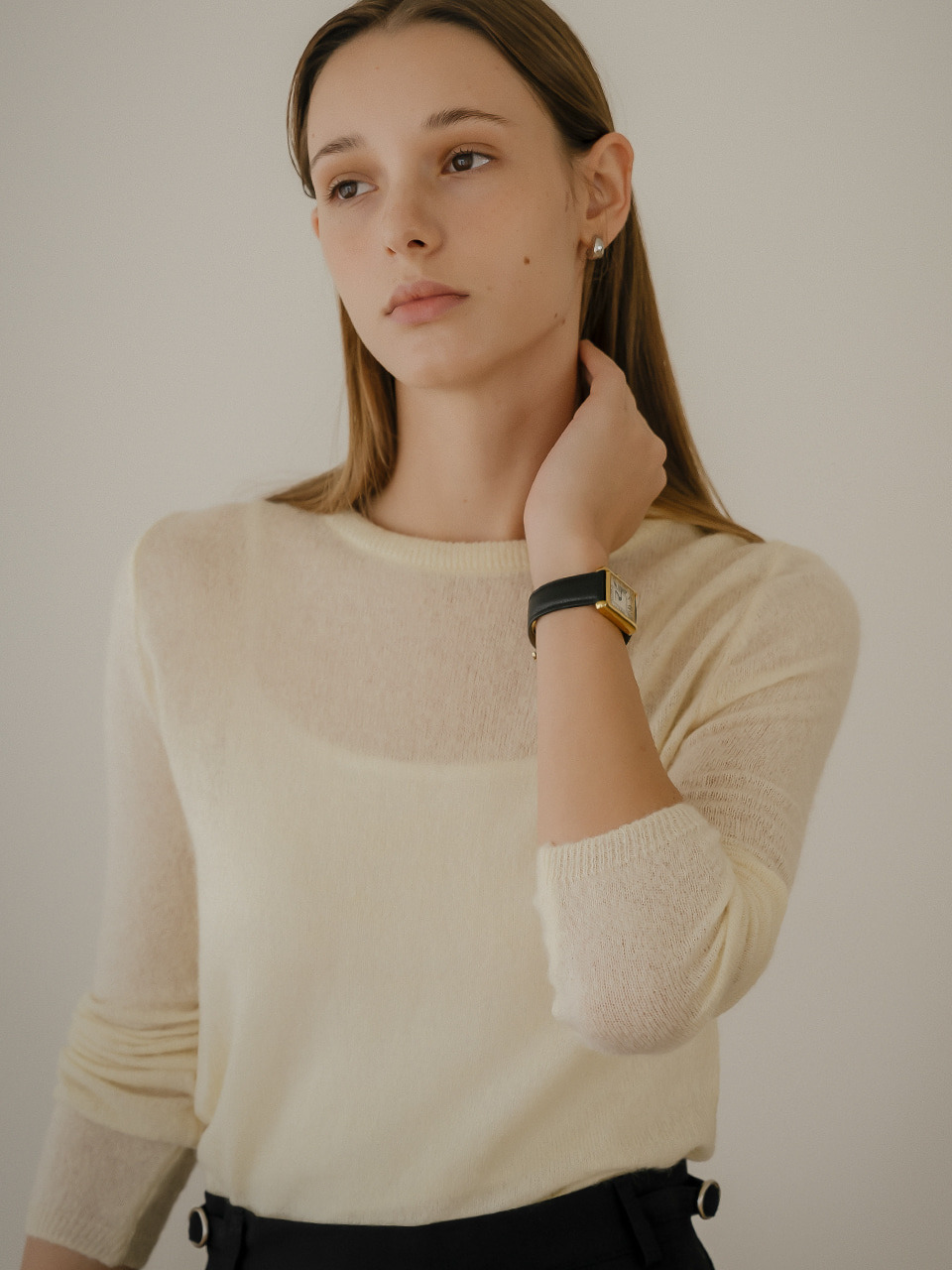 노운베러 노운베러 Thin basic logo knit Butter