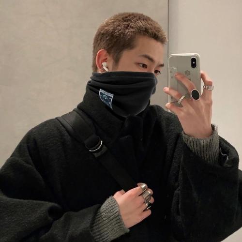 루킹포유 스페이스 캐릭터 로고 기모 넥워머