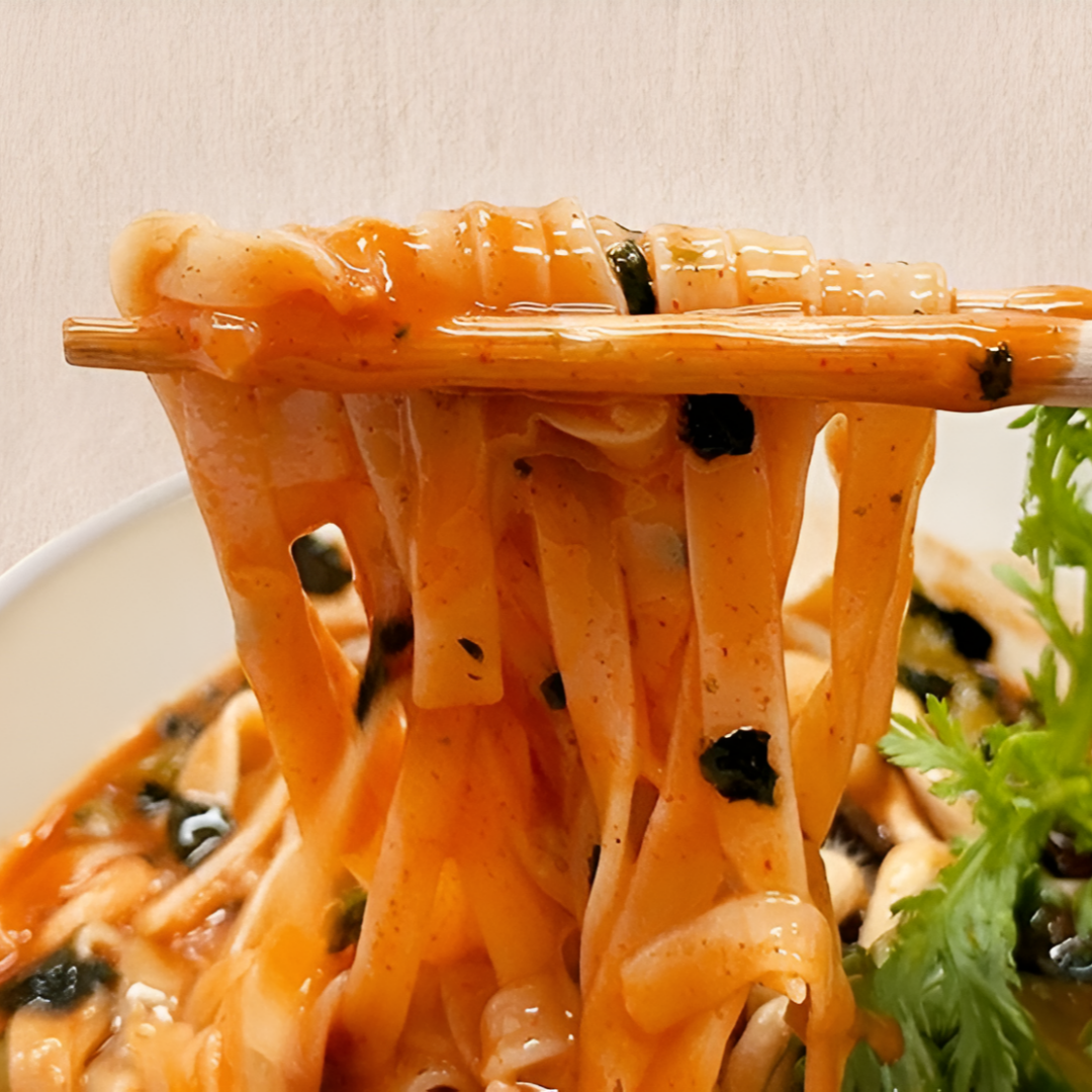 산들푸드 얼큰한 칼국수 1인분 685g 맛있는 얼큰칼국수 냉동칼국수 간편식 1세트