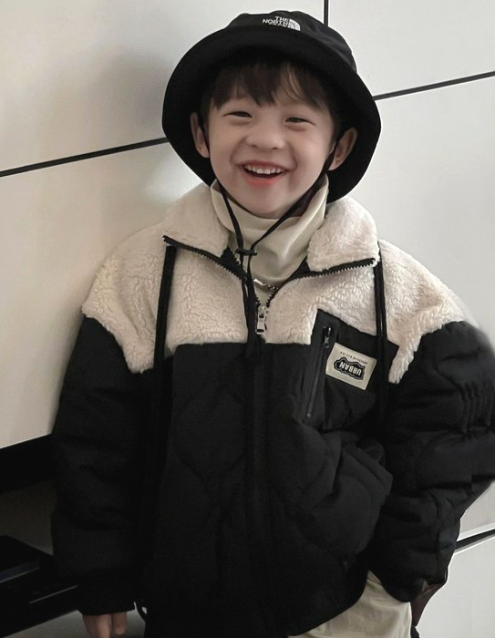 F W 덤보 블랙부클점퍼