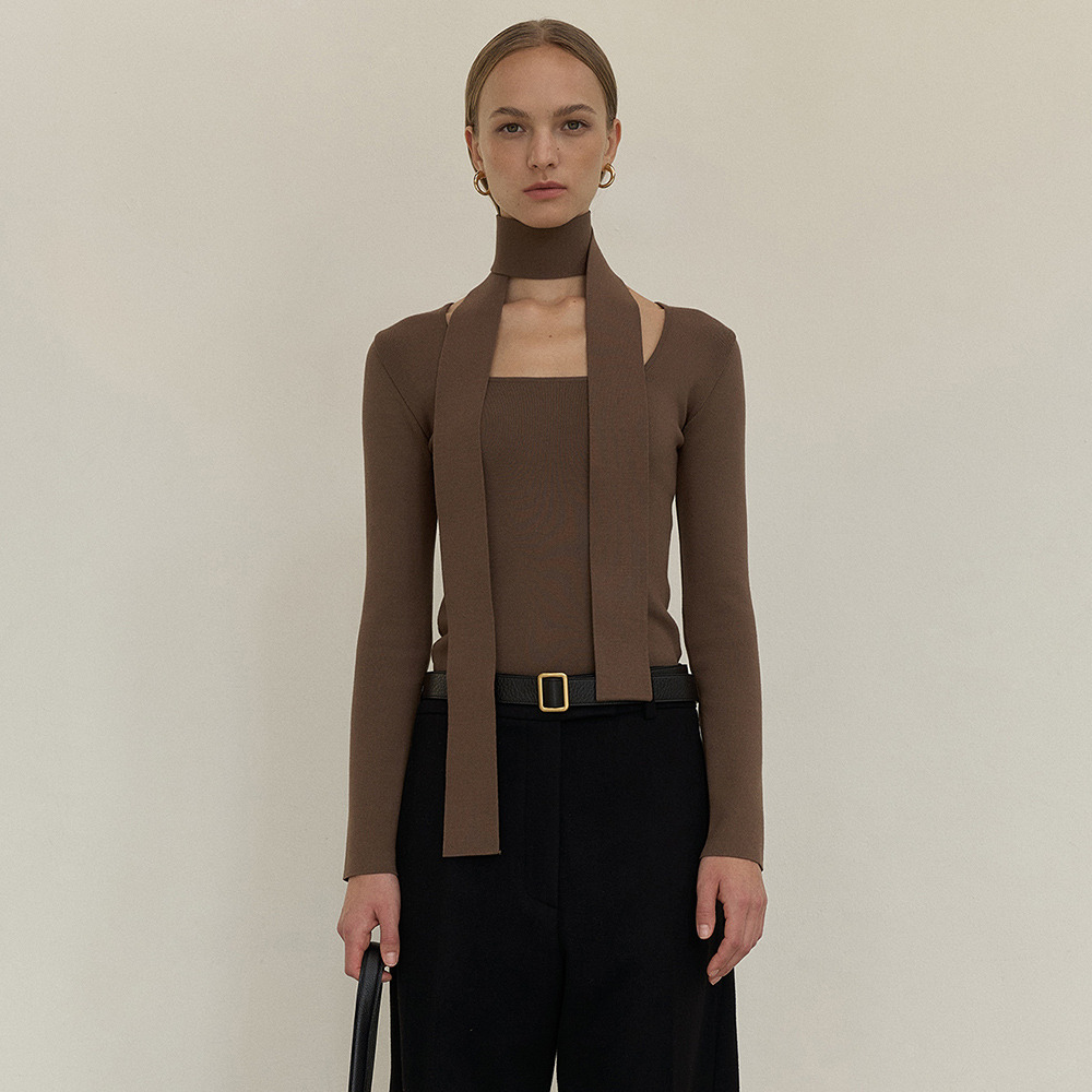 블러썸에이치컴퍼니 블러썸에이치컴퍼니 OT SQUARE-NECK KNIT