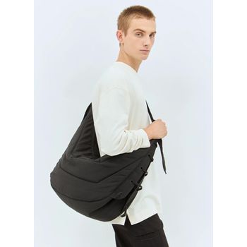 르메르 24 FW 르메르 남성 라지 소프트 게임 숄더백 lem0158017blk 112631207