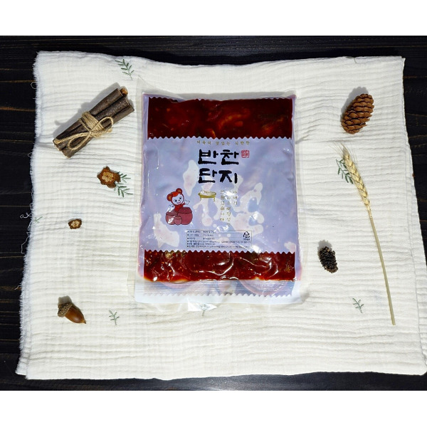 참맛종합식품 고추무침1kg 반찬단지 고추무침 양념고추 고기반찬