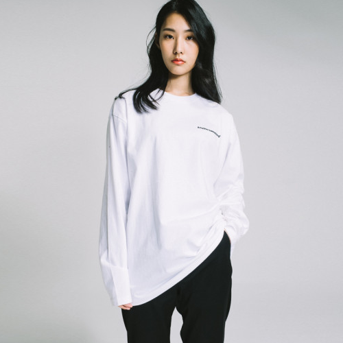 주식회사 우이너스 어나더썸씽 베이직 스몰 로고 롱 슬리브 티셔츠 L