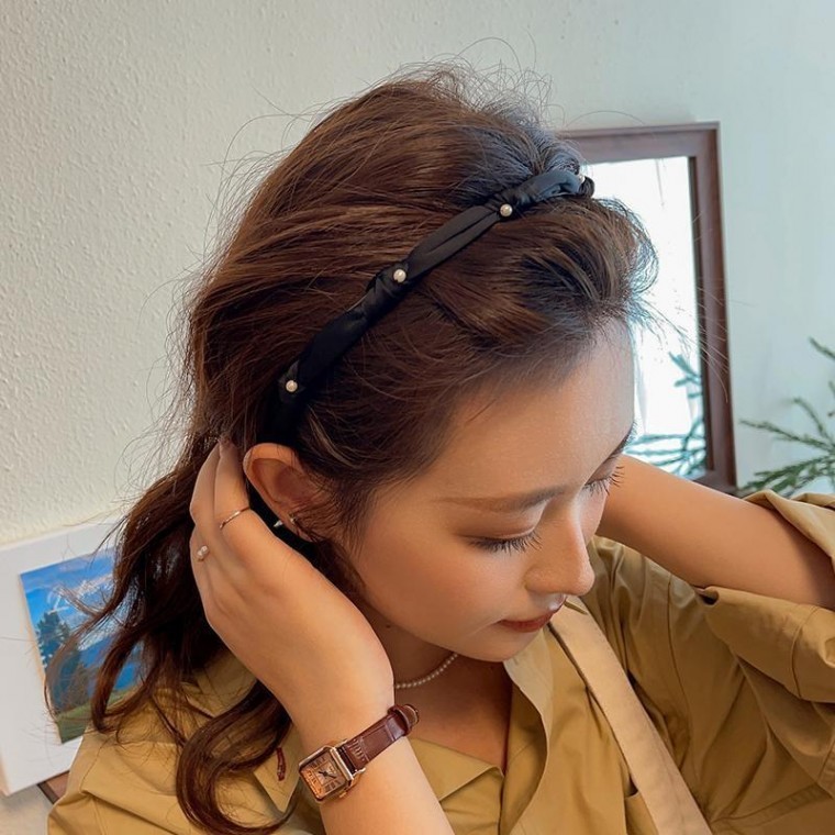 사러왕 진주매듭 헤어밴드 새틴 꼬임 얇은헤어밴드 진주 슬림 머리띠 단발머리 긴머리