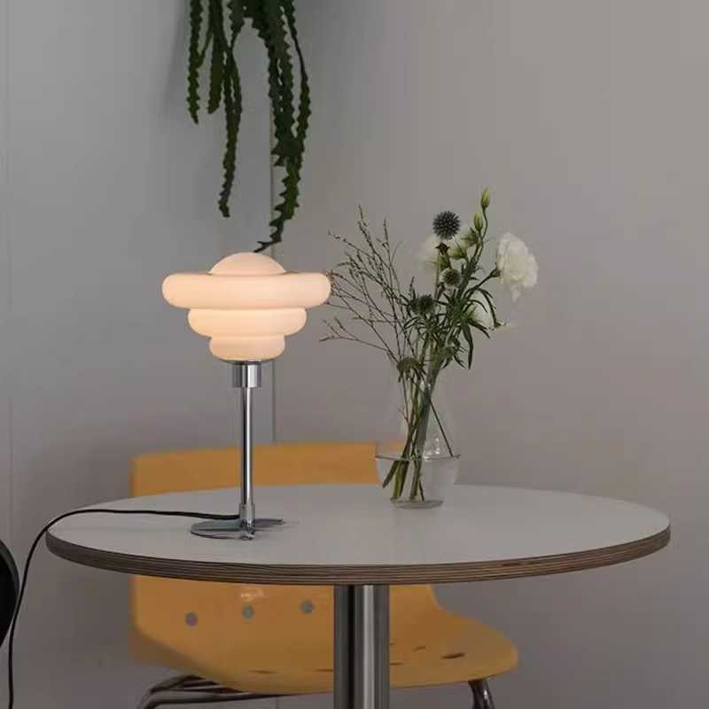 베르몬드 HEYBO Table Lamp 헤이보 테이블 램프