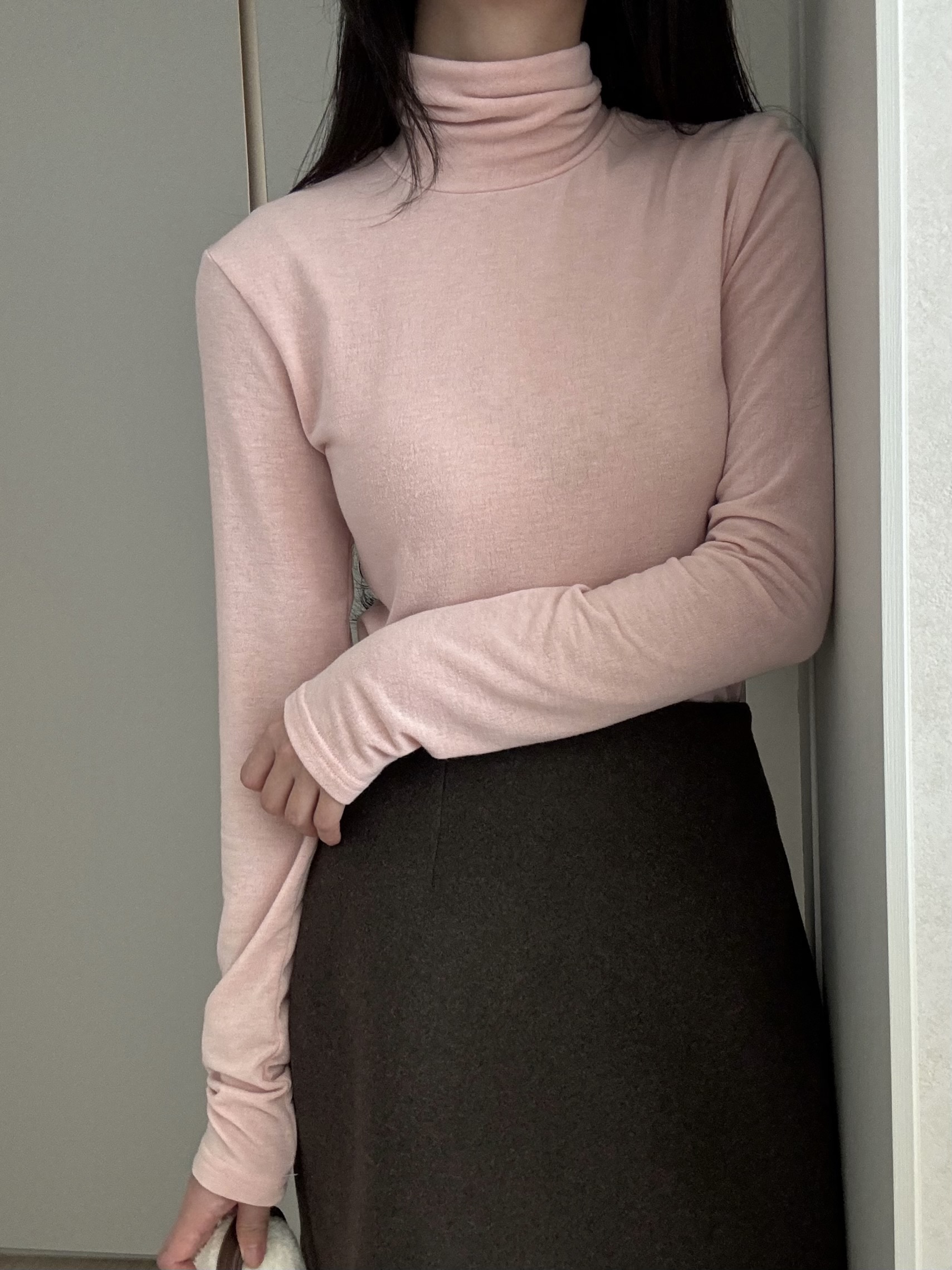 더보느 모얼 폴라 티셔츠