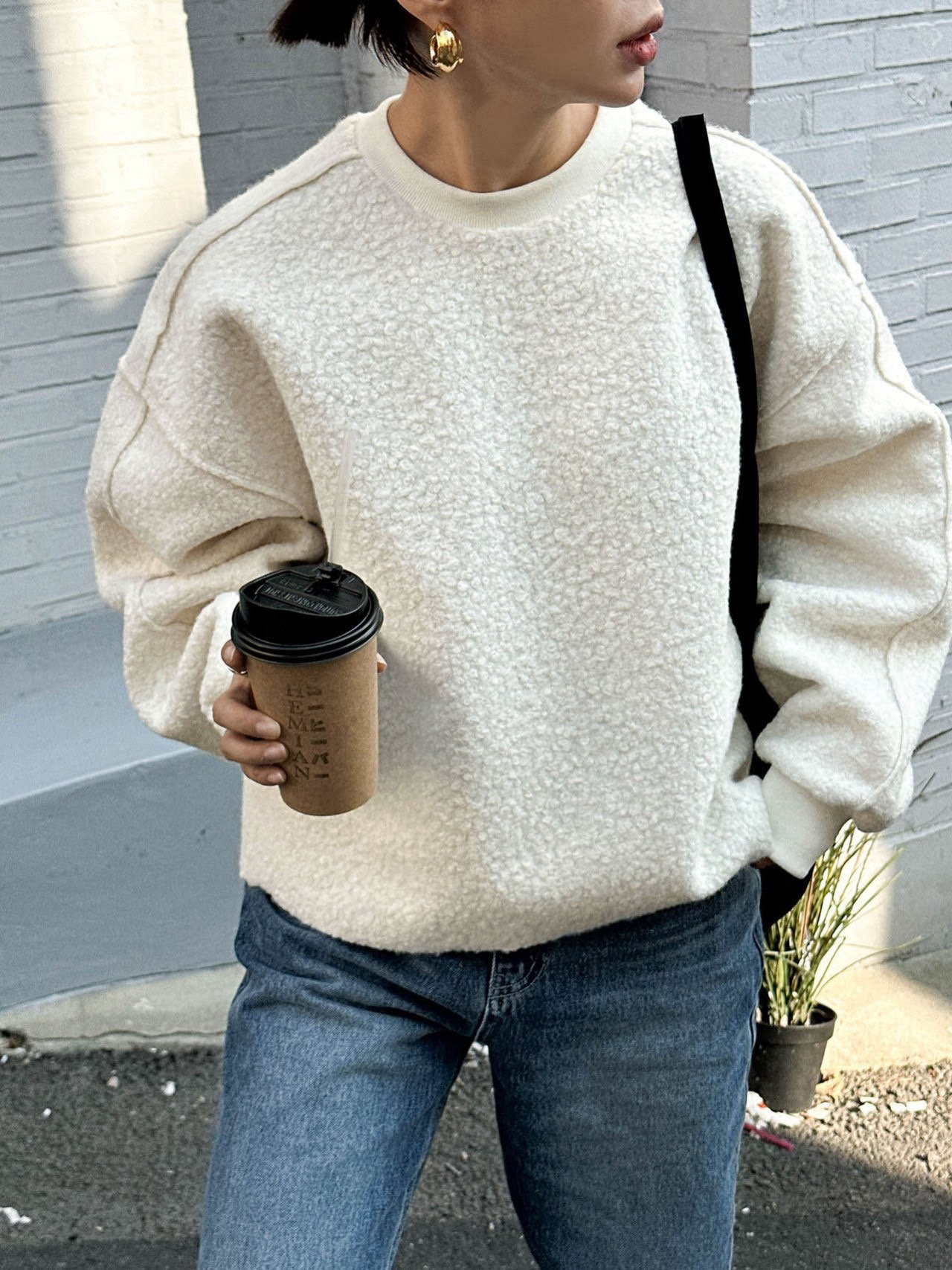 더끌레르 살롱드매그 부클맨투맨