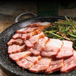 모두 아는 장작 구이 맛 장작바베큐훈제삼겹살 3팩 구성