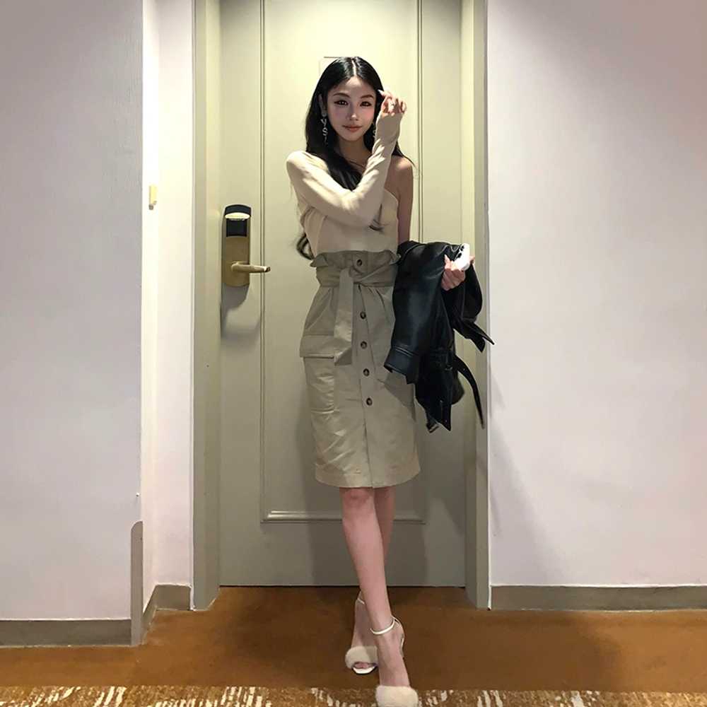 터본 카키 스트랩 미디 스커트