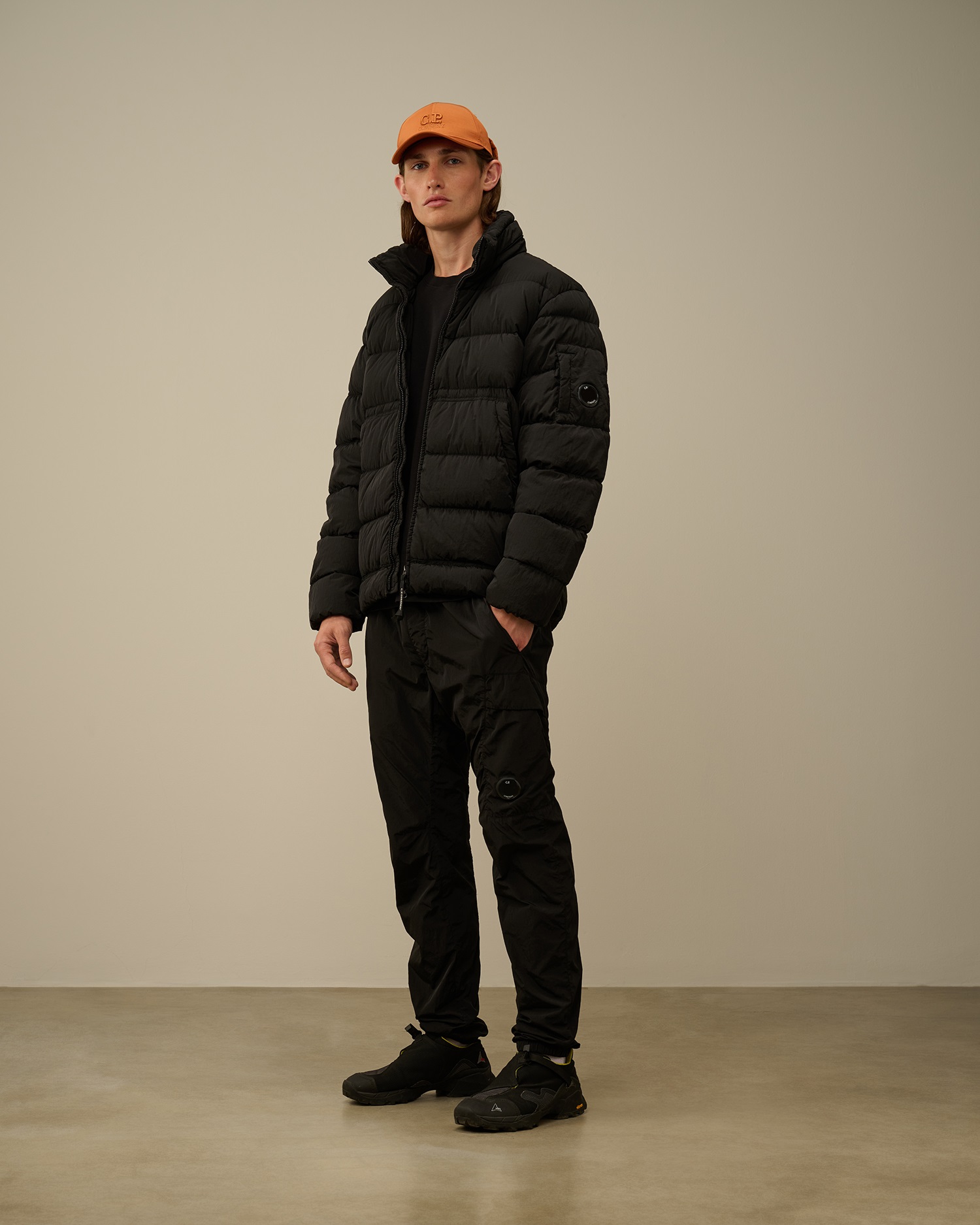 CP컴퍼니 C P Company Chrome-R Down Jacket - 24FW C P 컴퍼니 크롬-R 다운 자켓 - 24FW