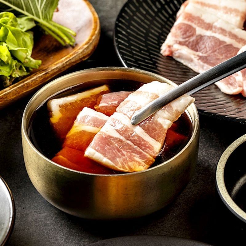 동방생고기 청주 전통 간장삼겹살 간편조리식 1kg 200g 5개 34870345