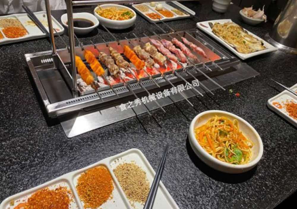 양꼬치 기계 닭꼬치 구이 숯불 바비큐 그릴 굽는 기계